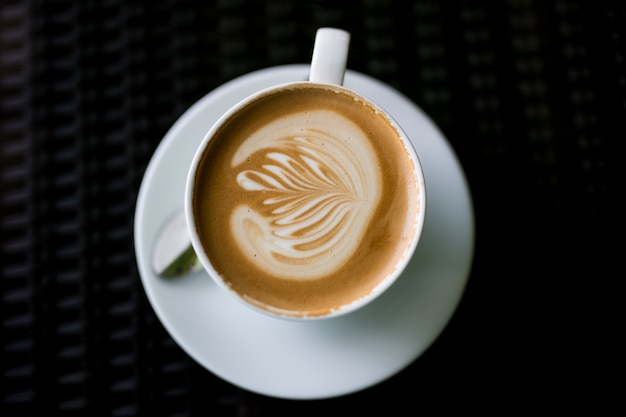 Hete koffie met latte art