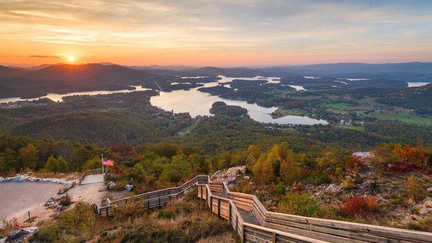 Фото hiawassee джорджия сша в начале осени