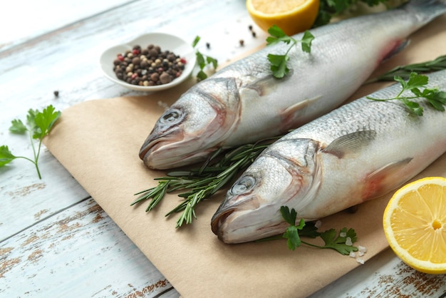 Foto composizione di frutti di mare deliziosa ad alto angolo