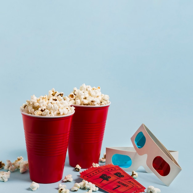 Photo high angle popcorn and cinema tickets