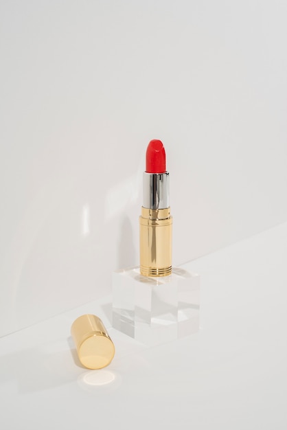 Photo high angle red lipstick still life