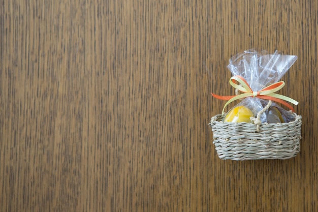 Photo high angle view of basket on table