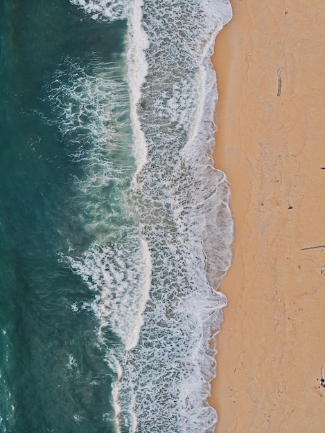 Foto vista ad alto angolo della spiaggia