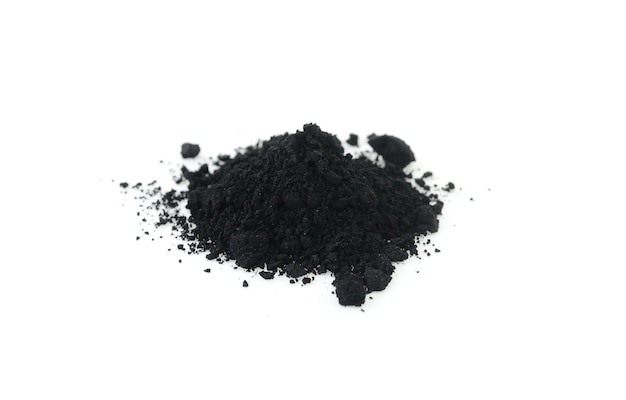 白い背景の黒いコーヒーの高角度のビュー