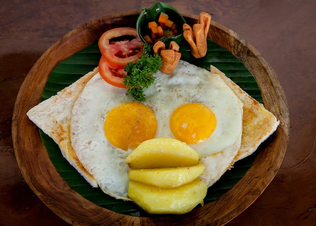 Photo high angle view of breakfast served on table