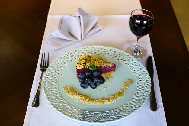 Photo high angle view of breakfast served on table