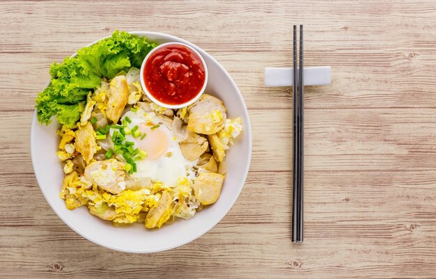 Photo high angle view of breakfast served on table