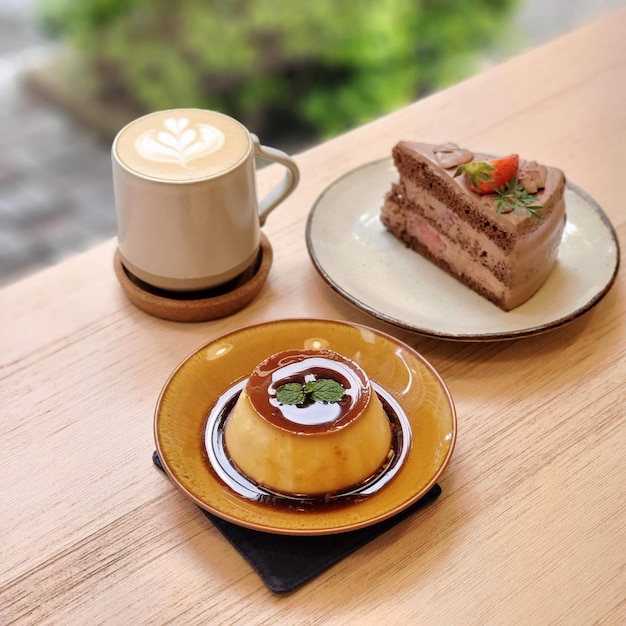 Photo high angle view of breakfast served on table