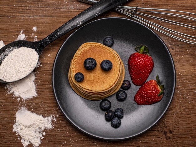 Photo high angle view of breakfast on table