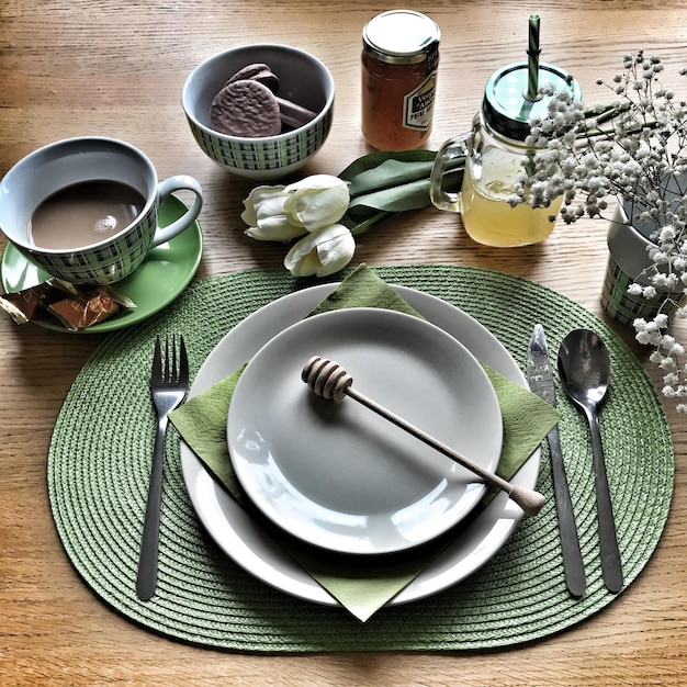 Photo high angle view of breakfast on table