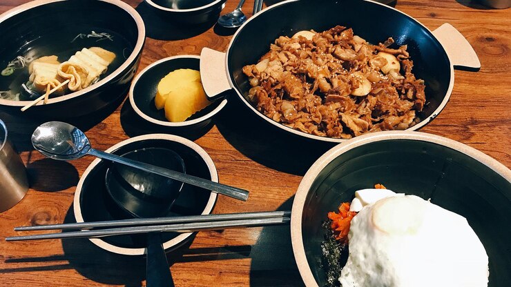 Photo 테이블 위 의 아침 식사 의 높은 각도 시각