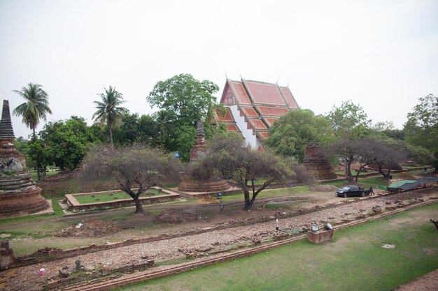 Photo high angle view of buddhist temple at ayutthaya historical park