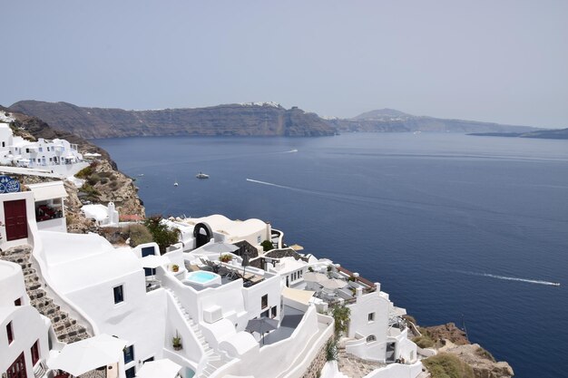 Foto vista ad alto angolo degli edifici dal mare