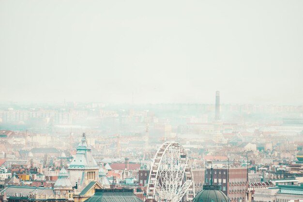 Foto vista ad alto angolo degli edifici della città contro il cielo