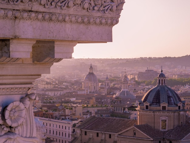 Foto vista ad alta angolazione degli edifici in città