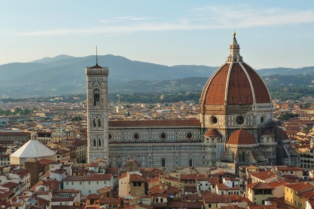 Foto vista ad alta angolazione degli edifici in città