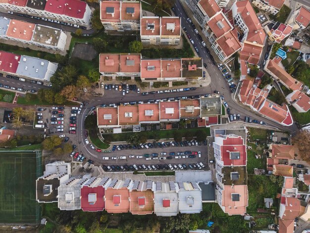 Foto vista ad alta angolazione degli edifici in città