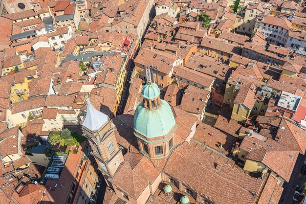 Foto vista ad alta angolazione degli edifici in città