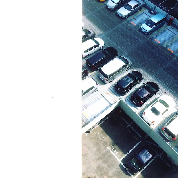 Photo high angle view of cars at parking lot