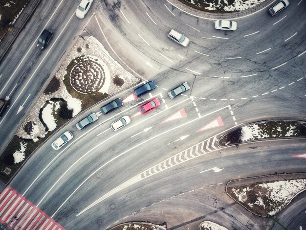 Photo high angle view of cars on road