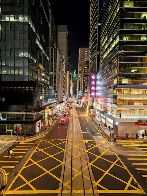 Foto vista ad alto angolo della strada della città