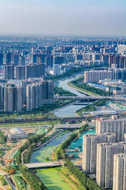 Высокоугольный вид городского пейзажа