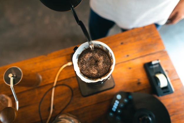 Photo high angle view of coffee cup on table