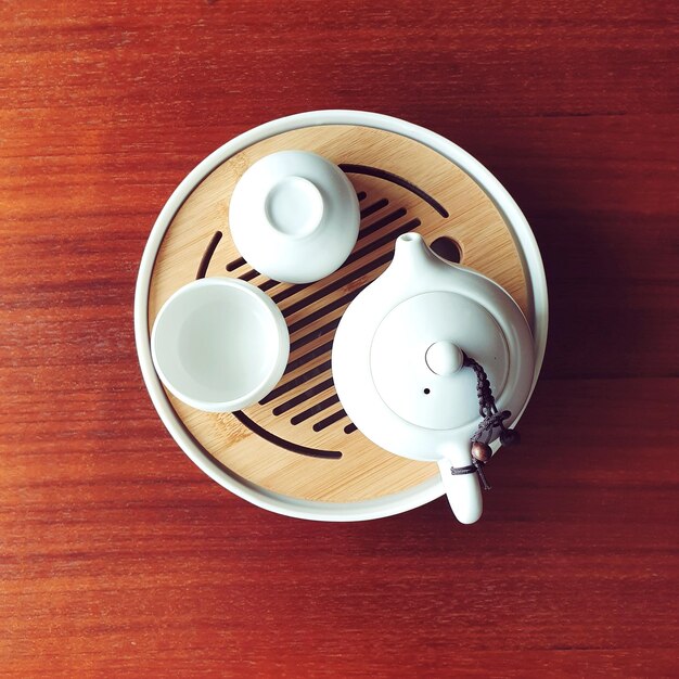 Photo high angle view of coffee cup on table