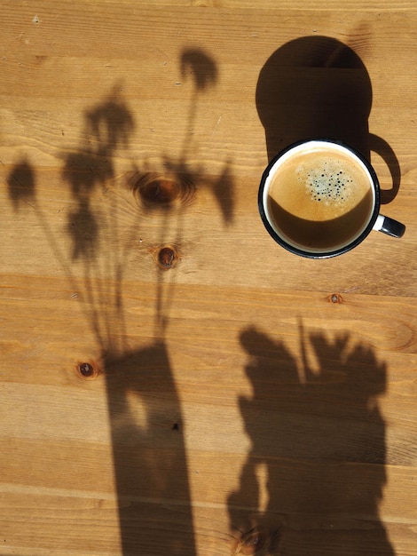 Photo high angle view of coffee on table