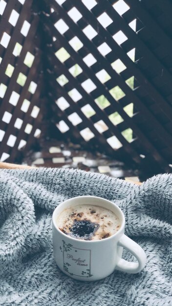 Photo high angle view of coffee on table