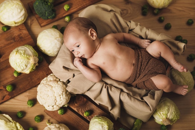 Photo high angle view of cute baby girl