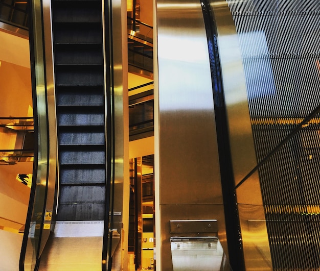 Photo high angle view of escalator