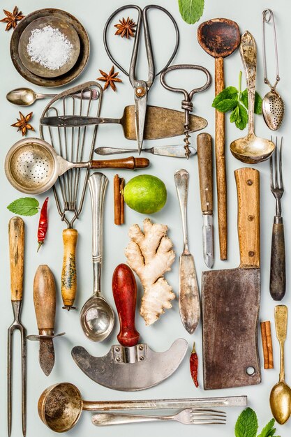 Foto vista ad alta angolazione del cibo sulla tavola