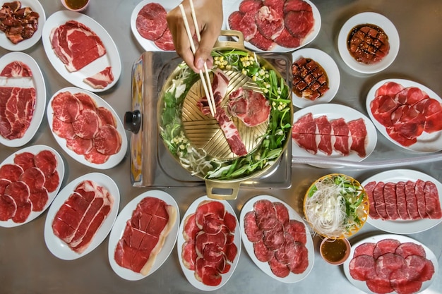 Photo high angle view of food on table