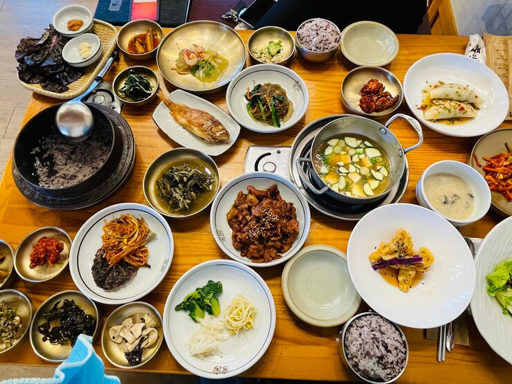 Photo 식탁 에 있는 음식 의 높은 각도 의 시각