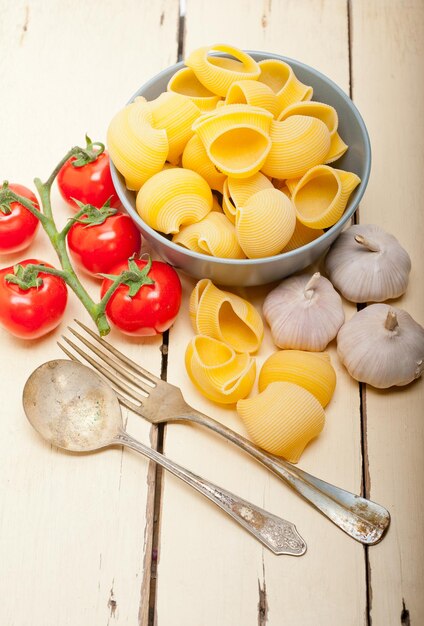 Photo high angle view of fruits in bowl on table