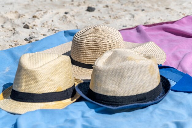 Photo high angle view of hat on beach