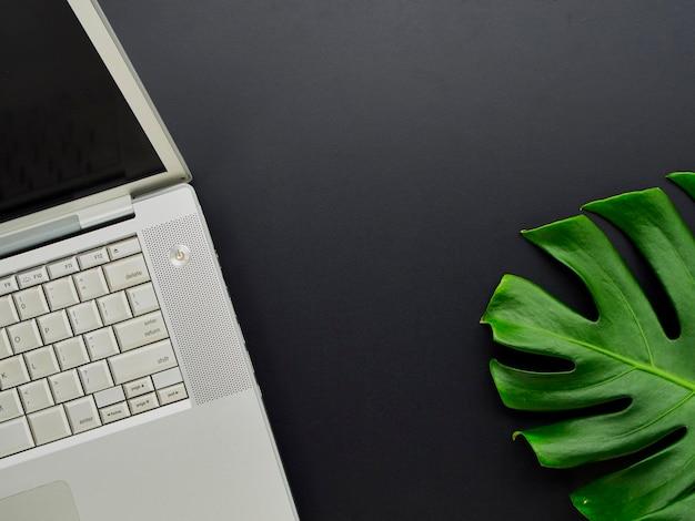 Photo high angle view of laptop keyboard