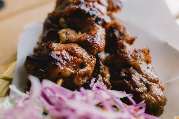 Photo high angle view of meat in plate