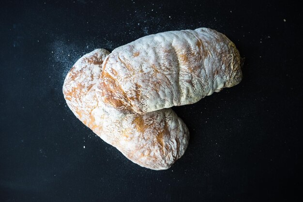 Foto vista ad alta angolazione della carne sulla tavola