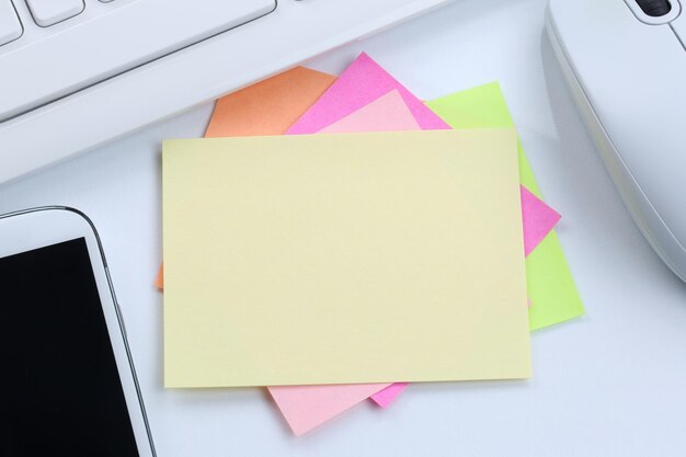 Photo high angle view of multi colored paper on table