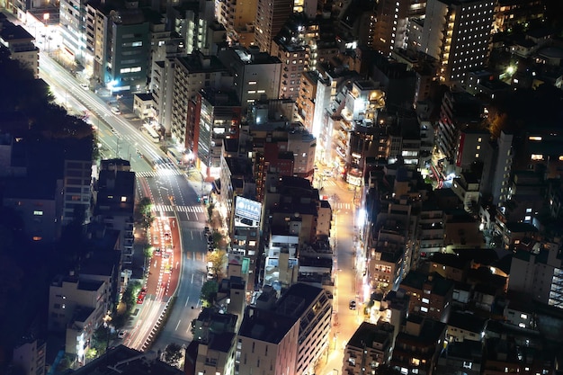 写真 夜の照らされた都市風景の高角度の景色