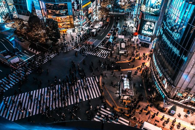 写真 市街道の交通の高角度のビュー