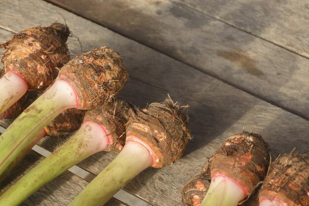 写真 テーブルの上の野菜の高角度のビュー