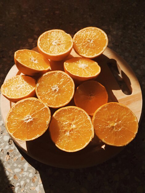 Photo high angle view of orange fruits