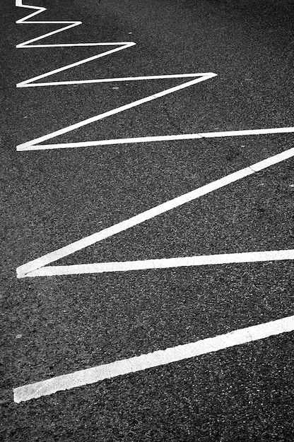 Photo high angle view of pattern on road