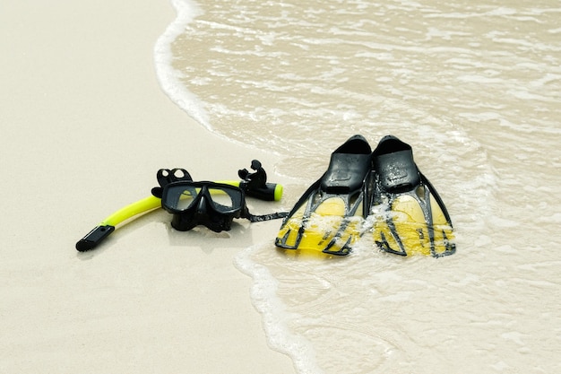 Foto vista ad alta angolazione delle persone sulla spiaggia