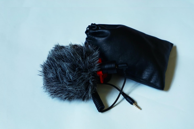 Photo high angle view of personal accessories over white background