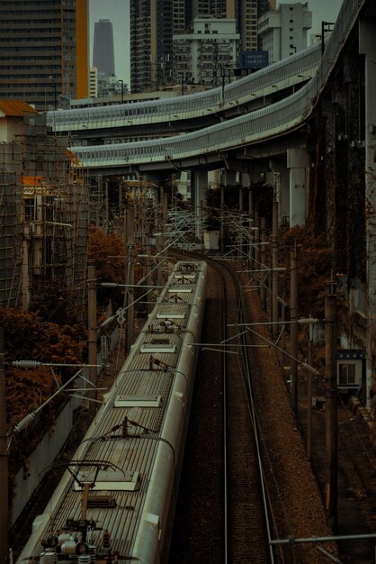 Foto vista ad alta angolazione della stazione ferroviaria
