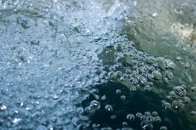 Photo high angle view of raindrops on sea